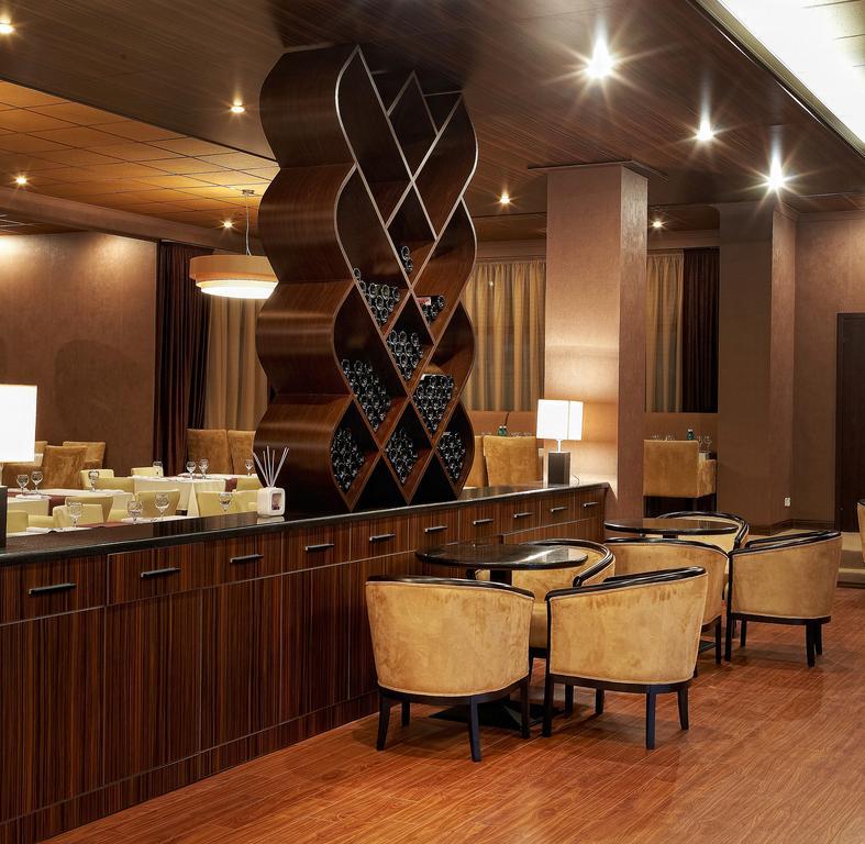 Codru Hotel Kisinyov Kültér fotó